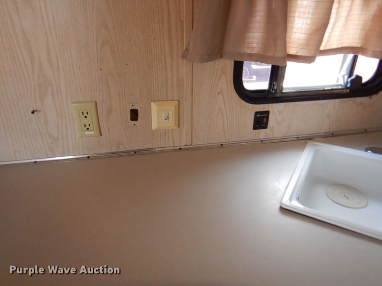 image for item DK8708 1999 Franklin  camper