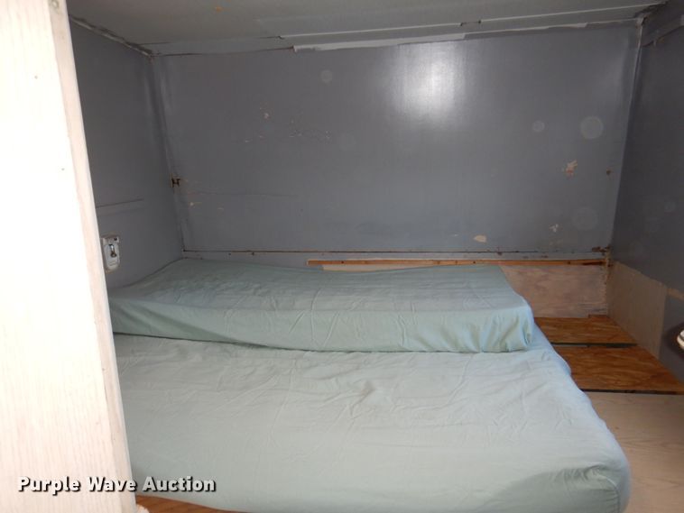 image for item DK8708 1999 Franklin  camper