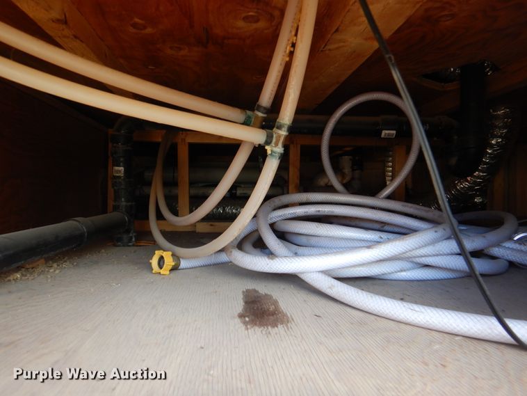 image for item DK8708 1999 Franklin  camper