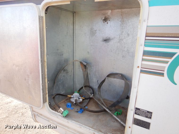 image for item DK8708 1999 Franklin  camper