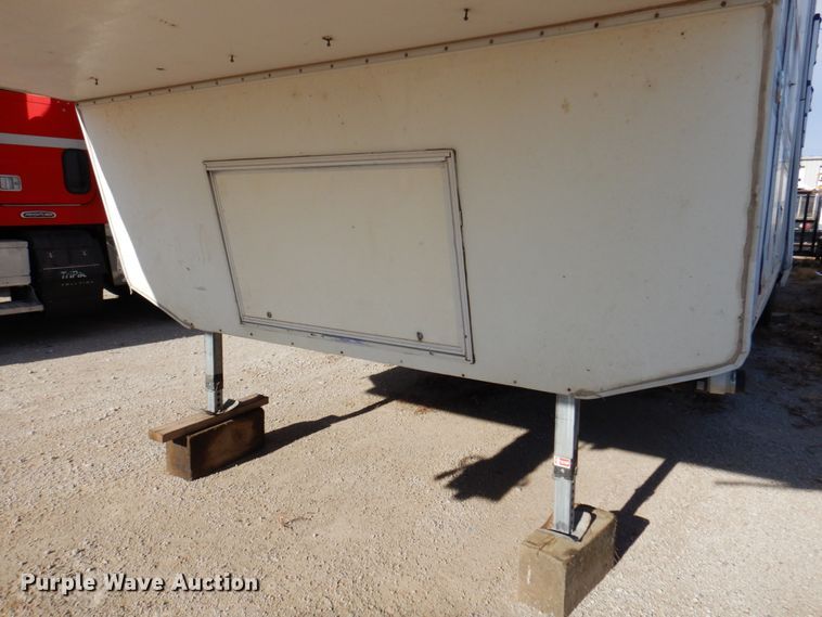 image for item DK8708 1999 Franklin  camper