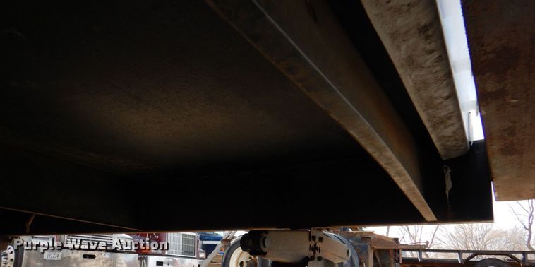 image for item DK8708 1999 Franklin  camper