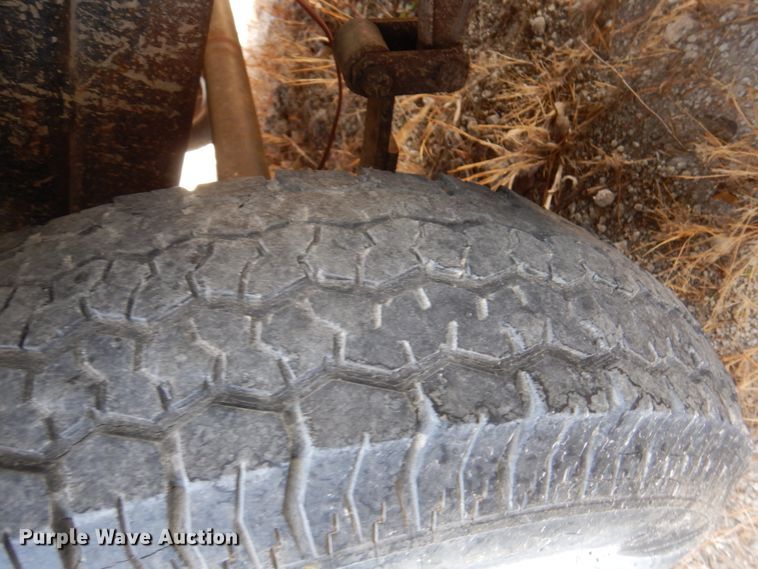 image for item DK8708 1999 Franklin  camper