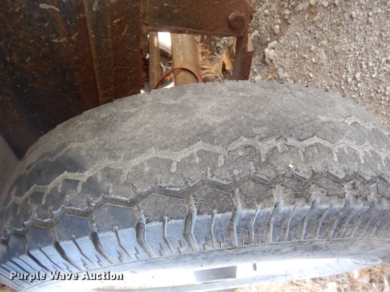 image for item DK8708 1999 Franklin  camper