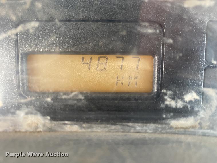 image for item DL1330 2007 International 4300  Crew Cab flatbed truck