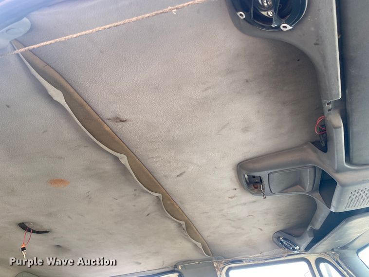 image for item DL1330 2007 International 4300  Crew Cab flatbed truck