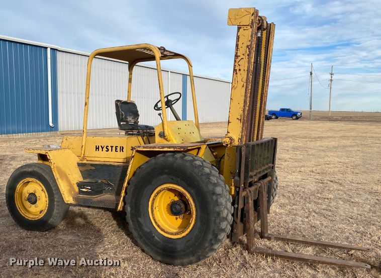 image for item DL1331 Hyster  forklift