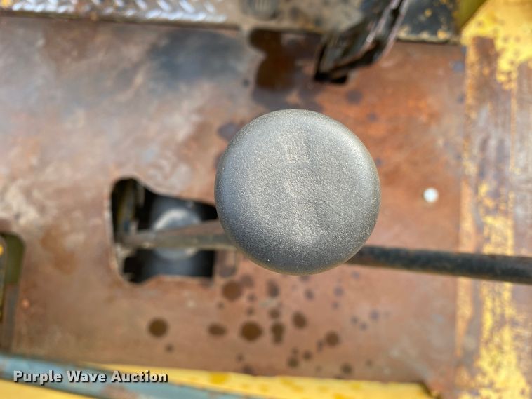 image for item DL1331 Hyster  forklift