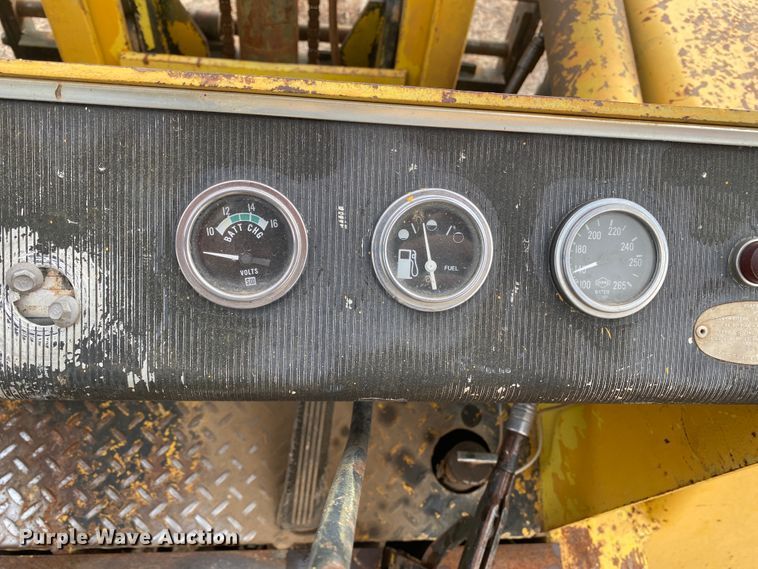 image for item DL1331 Hyster  forklift