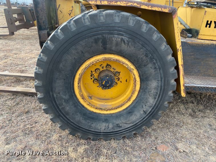 image for item DL1331 Hyster  forklift