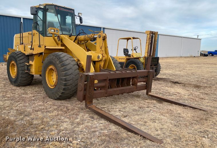 image for item DL1332 2004 Kawasaki 80Z V  wheel loader