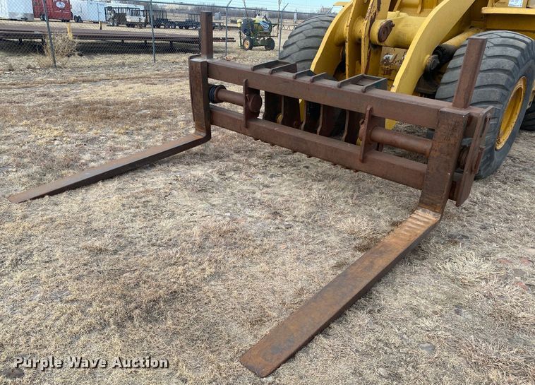 image for item DL1332 2004 Kawasaki 80Z V  wheel loader