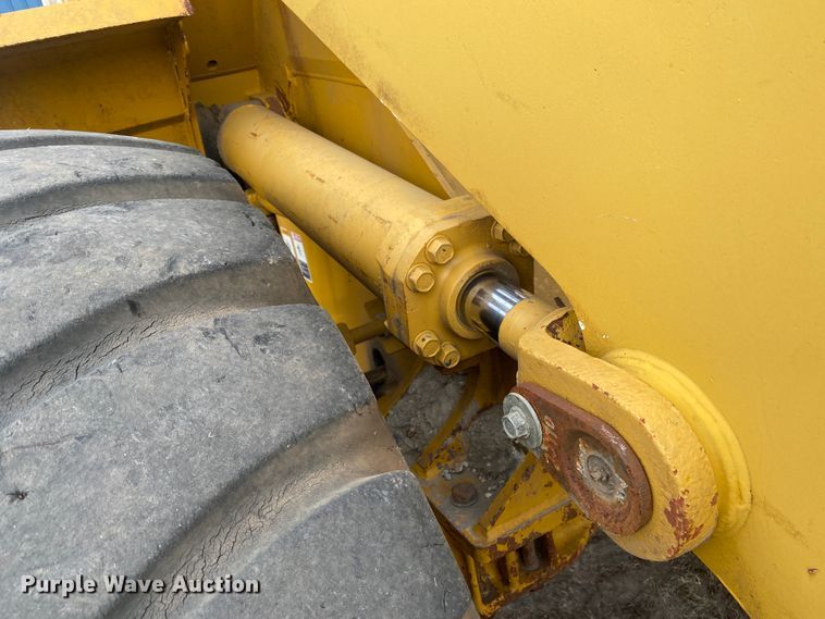 image for item DL1332 2004 Kawasaki 80Z V  wheel loader