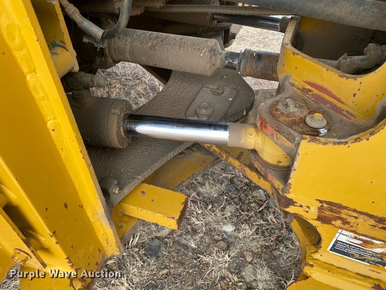 image for item DL1332 2004 Kawasaki 80Z V  wheel loader