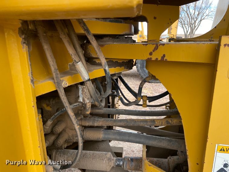 image for item DL1332 2004 Kawasaki 80Z V  wheel loader