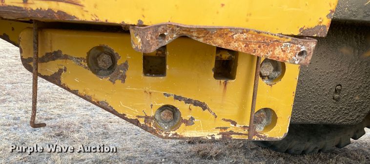 image for item DL1332 2004 Kawasaki 80Z V  wheel loader