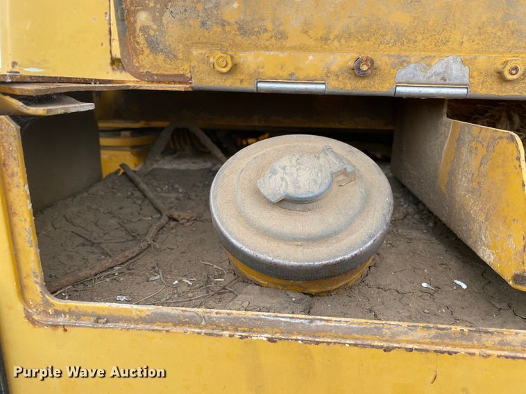 image for item DL1332 2004 Kawasaki 80Z V  wheel loader