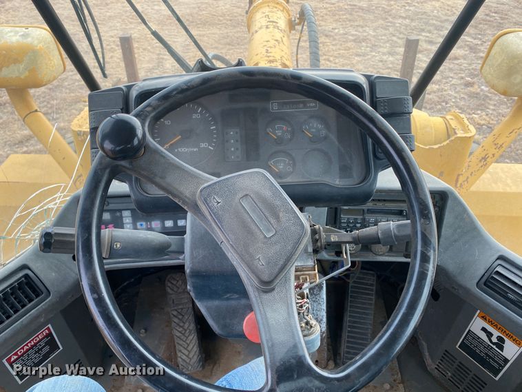 image for item DL1332 2004 Kawasaki 80Z V  wheel loader