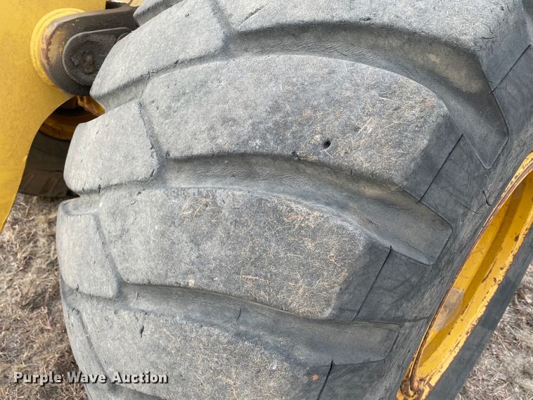 image for item DL1332 2004 Kawasaki 80Z V  wheel loader