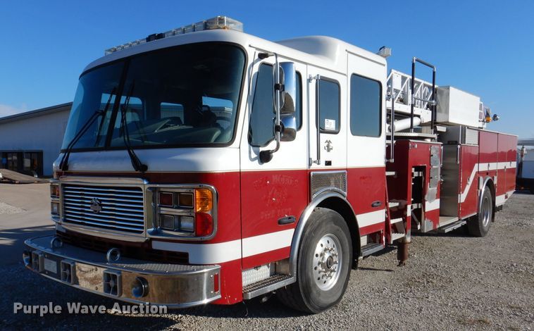 image for item DL5899 2005 American Lafrance L24M-75  aerial platform fire truck