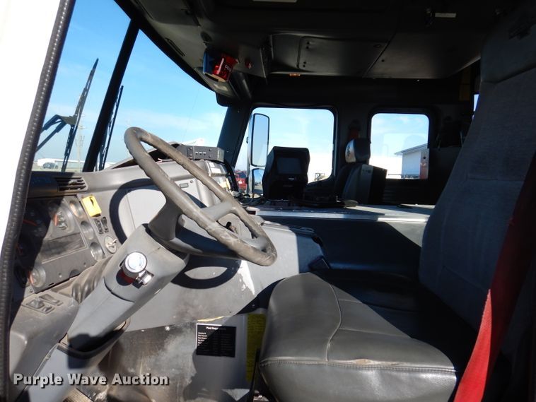 image for item DL5899 2005 American Lafrance L24M-75  aerial platform fire truck