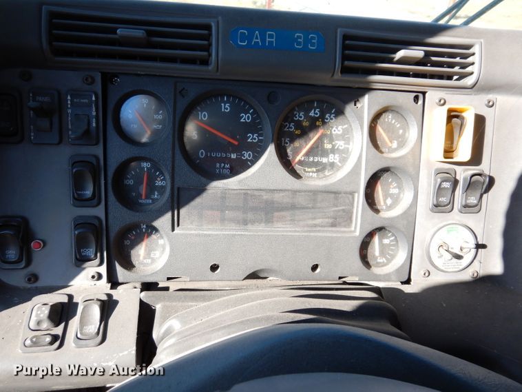 image for item DL5899 2005 American Lafrance L24M-75  aerial platform fire truck