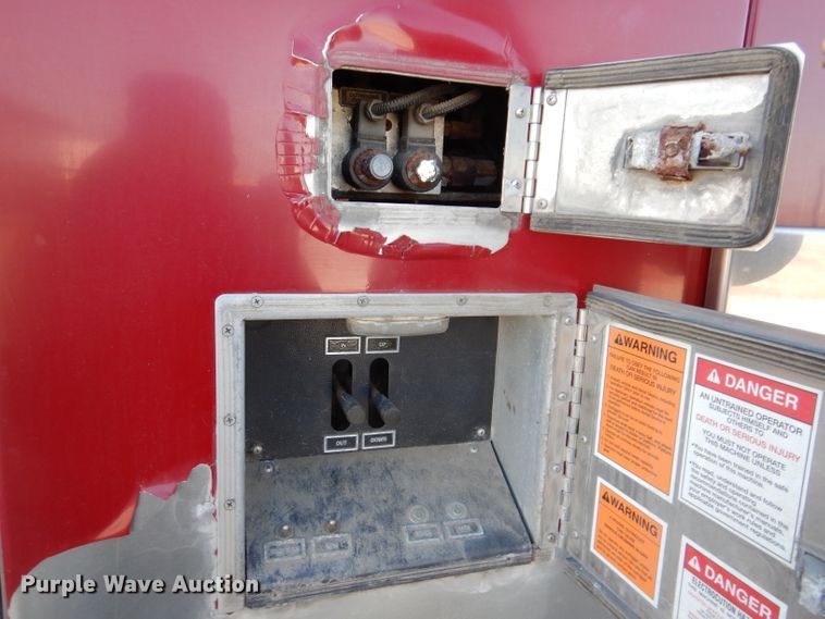 image for item DL5899 2005 American Lafrance L24M-75  aerial platform fire truck