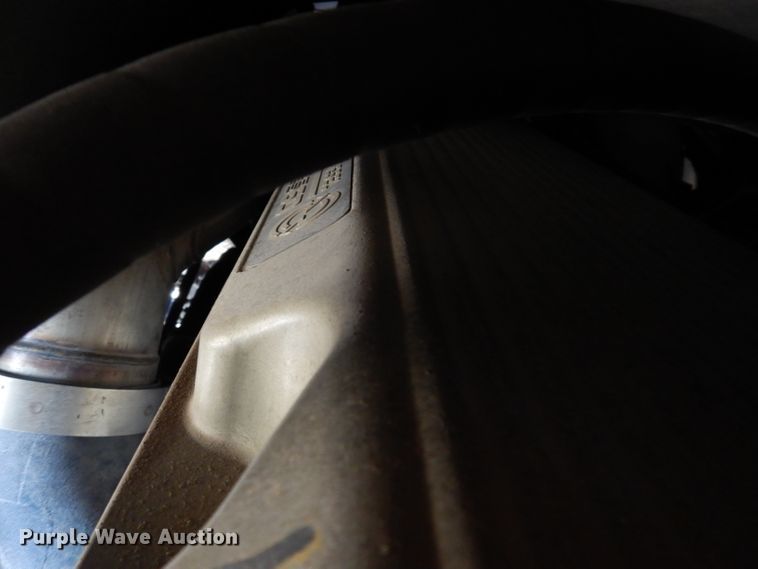 image for item DL5899 2005 American Lafrance L24M-75  aerial platform fire truck