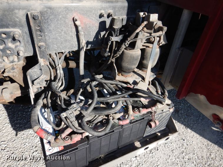 image for item DL5899 2005 American Lafrance L24M-75  aerial platform fire truck