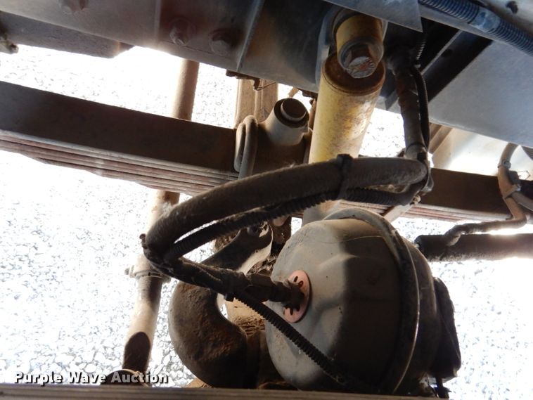 image for item DL5899 2005 American Lafrance L24M-75  aerial platform fire truck