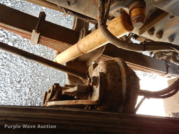 image for item DL5899 2005 American Lafrance L24M-75  aerial platform fire truck