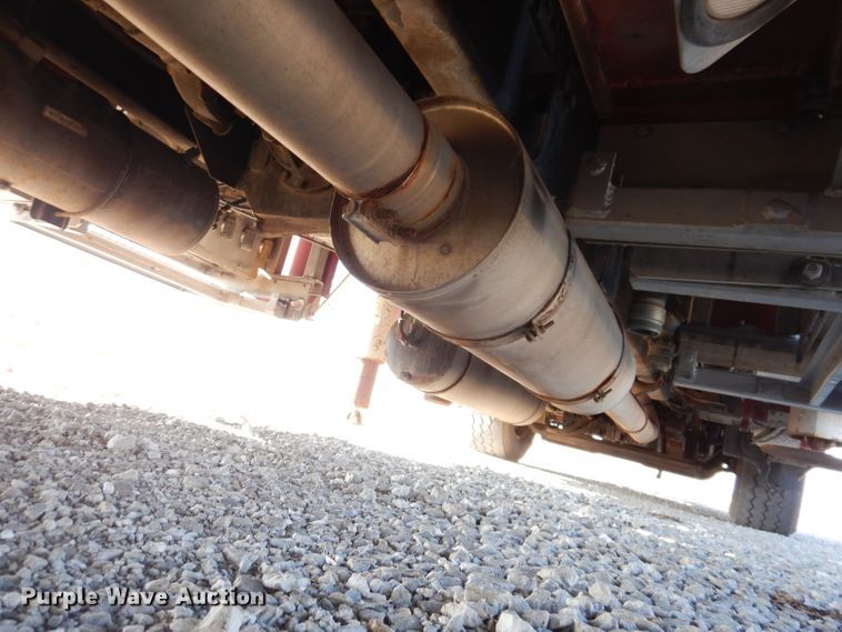 image for item DL5899 2005 American Lafrance L24M-75  aerial platform fire truck