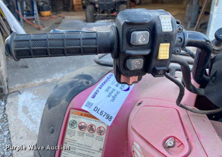 image for item DL6798 2005 Honda  ATV