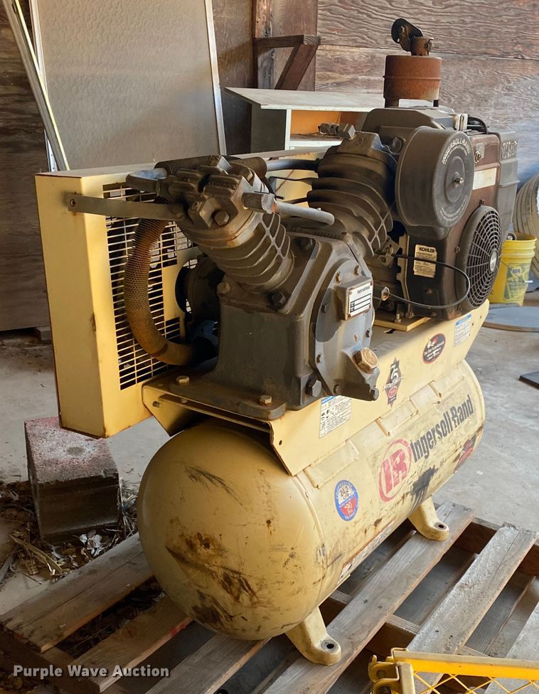 image for item DL6799 2005 Ingersoll Rand 2475  air compressor