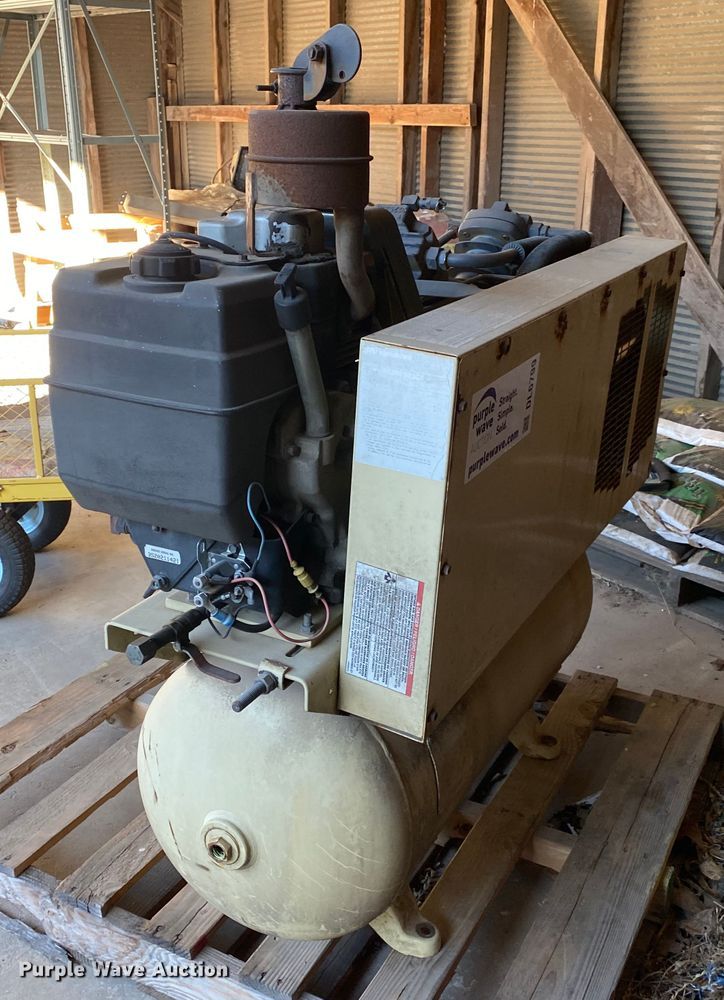 image for item DL6799 2005 Ingersoll Rand 2475  air compressor