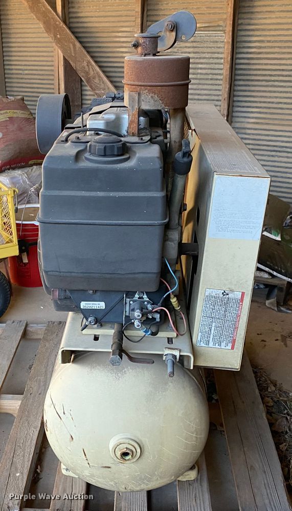 image for item DL6799 2005 Ingersoll Rand 2475  air compressor