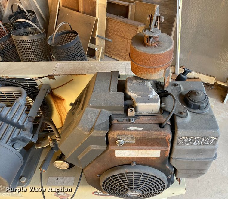 image for item DL6799 2005 Ingersoll Rand 2475  air compressor