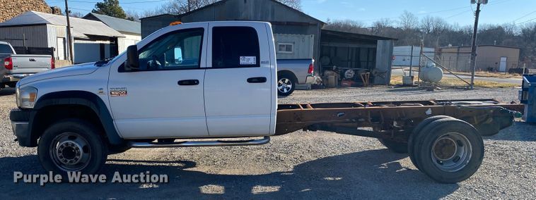 image for item DL6801 2008 Dodge Ram 5500HD  Quad Cab truck cab and chassis