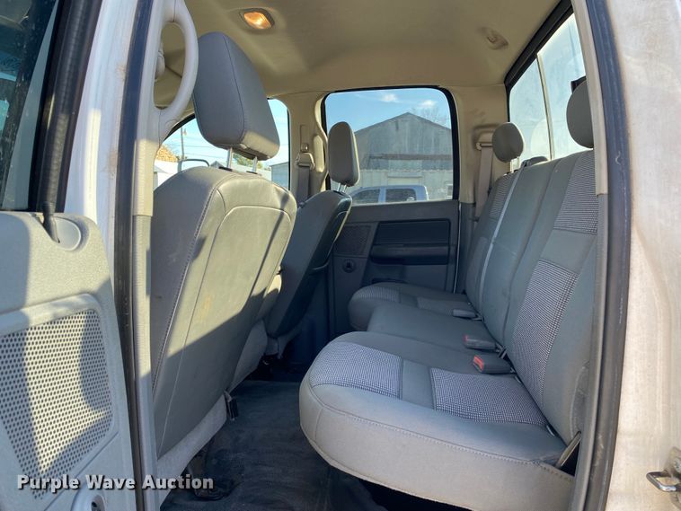 image for item DL6801 2008 Dodge Ram 5500HD  Quad Cab truck cab and chassis