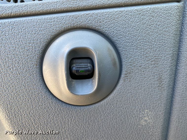 image for item DL6801 2008 Dodge Ram 5500HD  Quad Cab truck cab and chassis