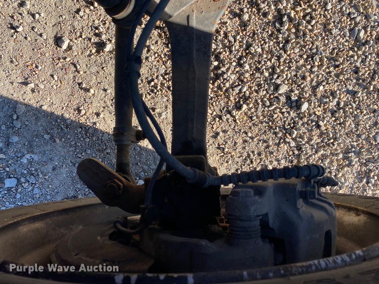 image for item DL6809 2002 International 4700  flatbed truck