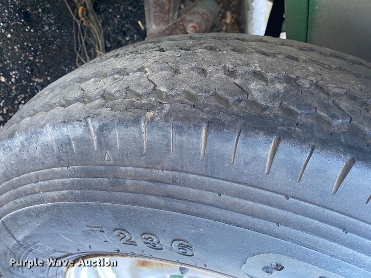 image for item DL6810 Leroi  air compressor