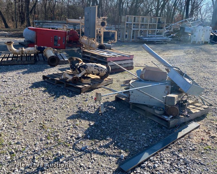 image for item DL6811 Water pump