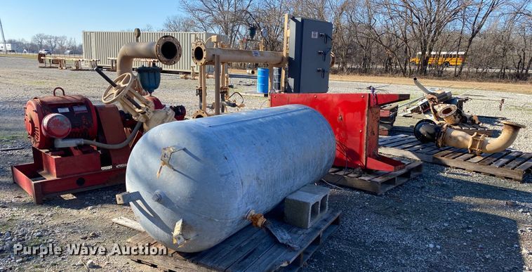 image for item DL6811 Water pump