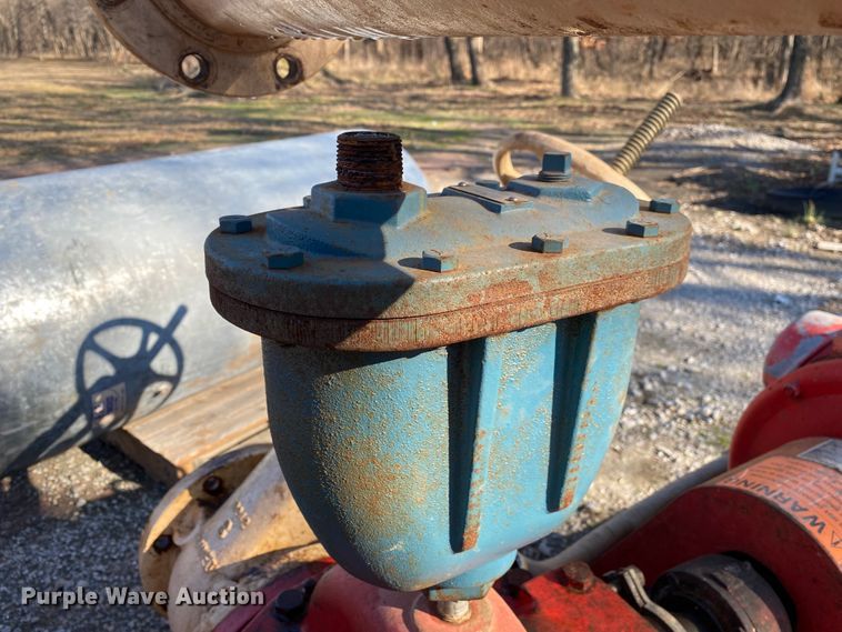 image for item DL6811 Water pump