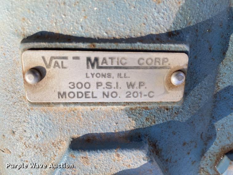 image for item DL6811 Water pump