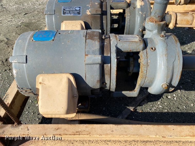 image for item DL6811 Water pump