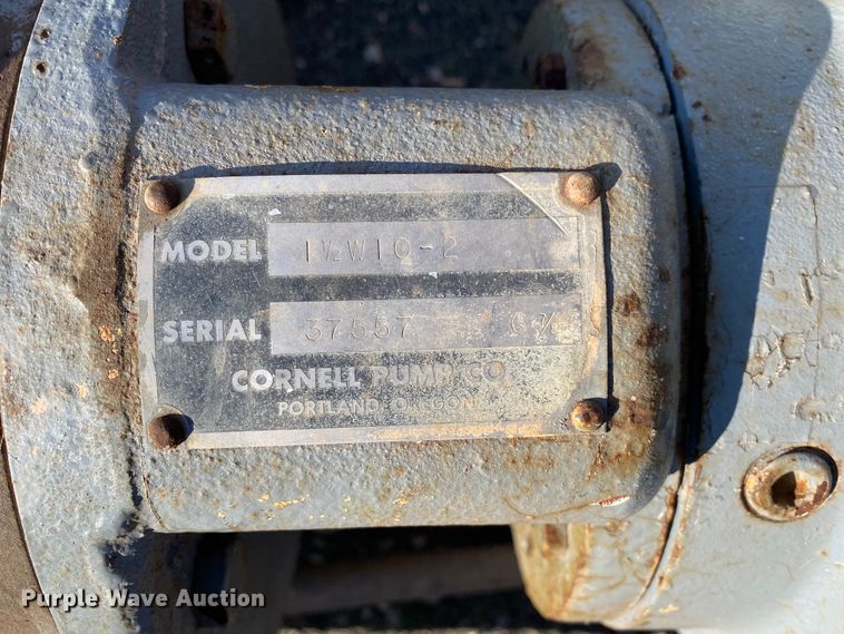 image for item DL6811 Water pump