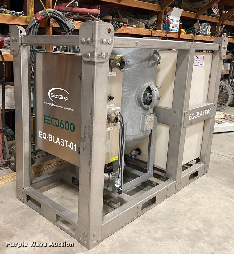 image for item DL6812 Graco EcoQuip EQ600  abrasive blaster