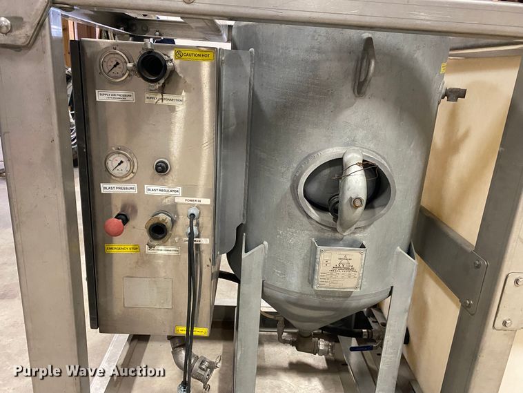 image for item DL6812 Graco EcoQuip EQ600  abrasive blaster